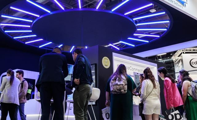 Invités à une soirée privée sur SILMO Paris