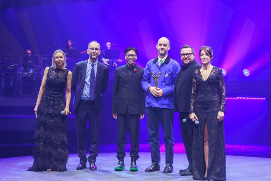 Lauréats du SILMO d'Or "Prix Spécial du Jury" recevant leur prix