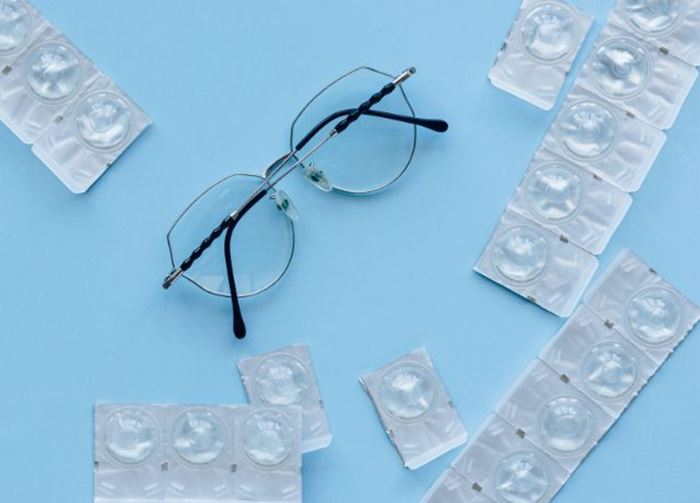 Glasses and contact lenses